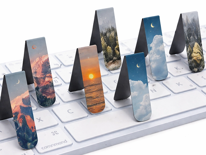 Magnetic Bookmark